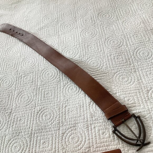 Handcrafted Brown Leather Belt With Unique Crossed Metal Hook Buckle Size 30 - Picture 6 of 14
